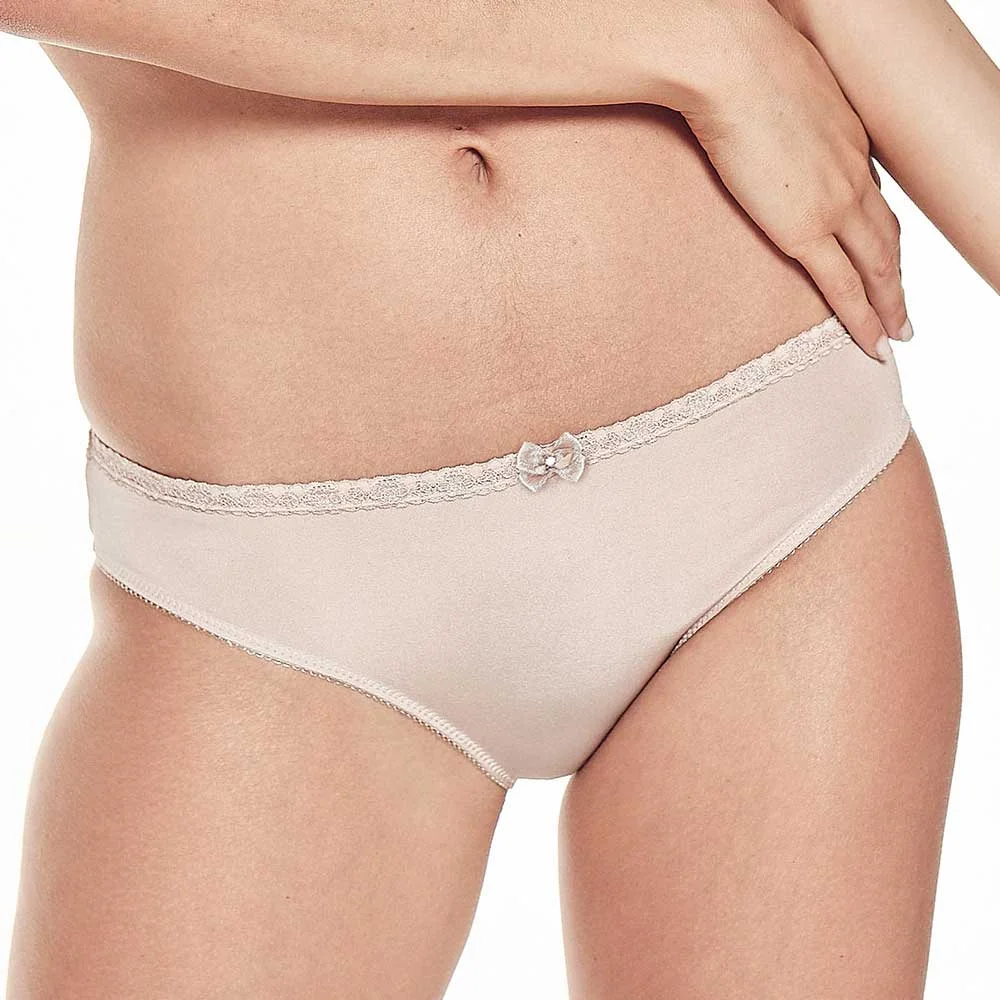 Culotte microfibra brillosa con puntilla