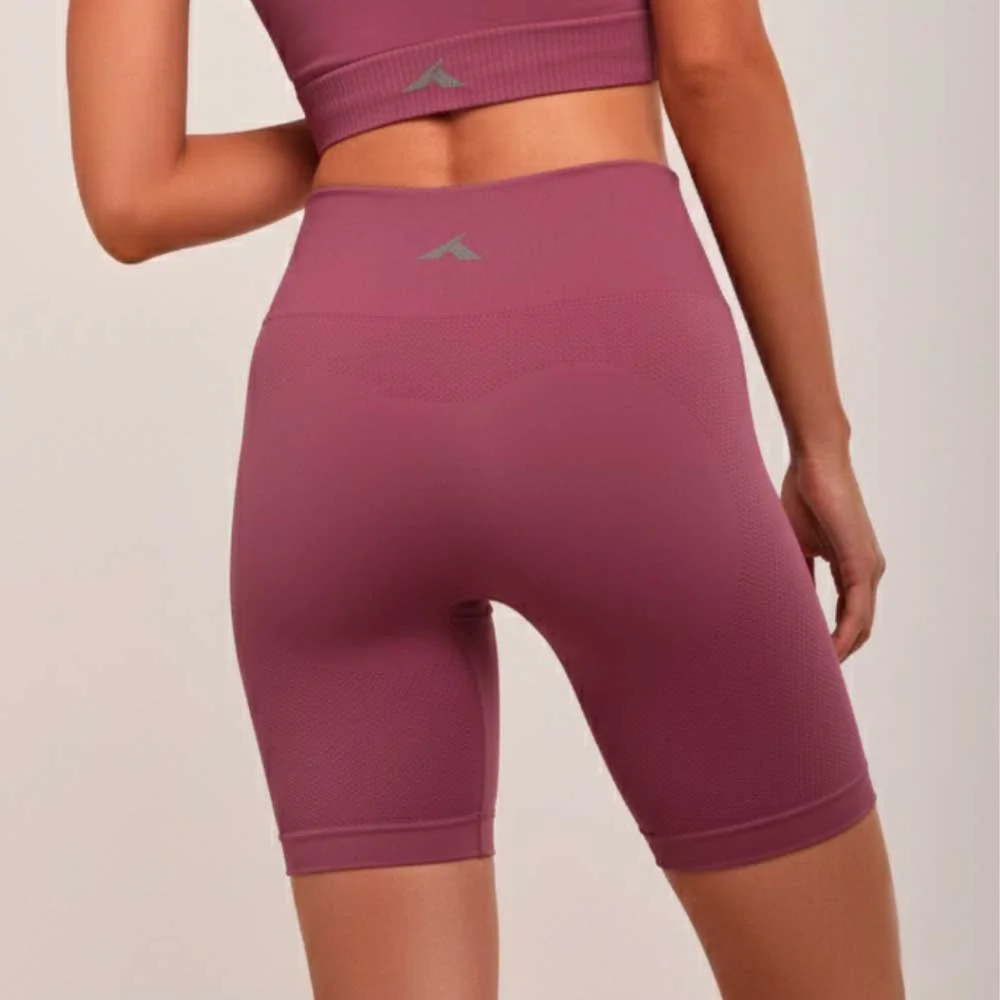 Alternative view of calza ciclista (liquidacion)