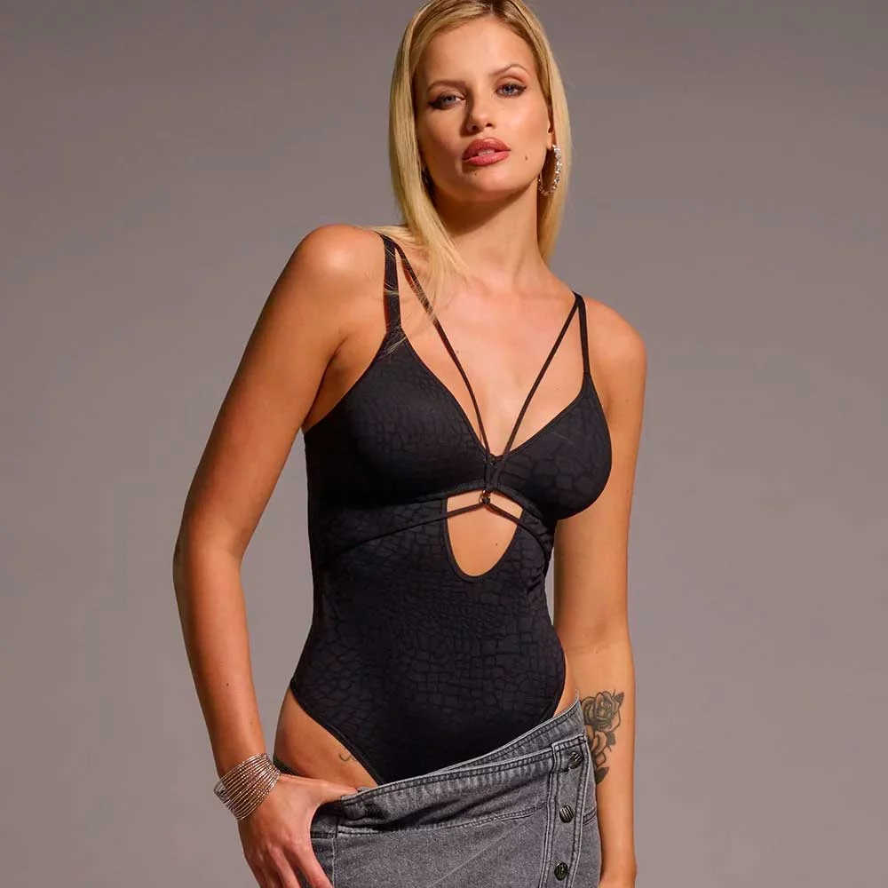 Alternative view of Body less